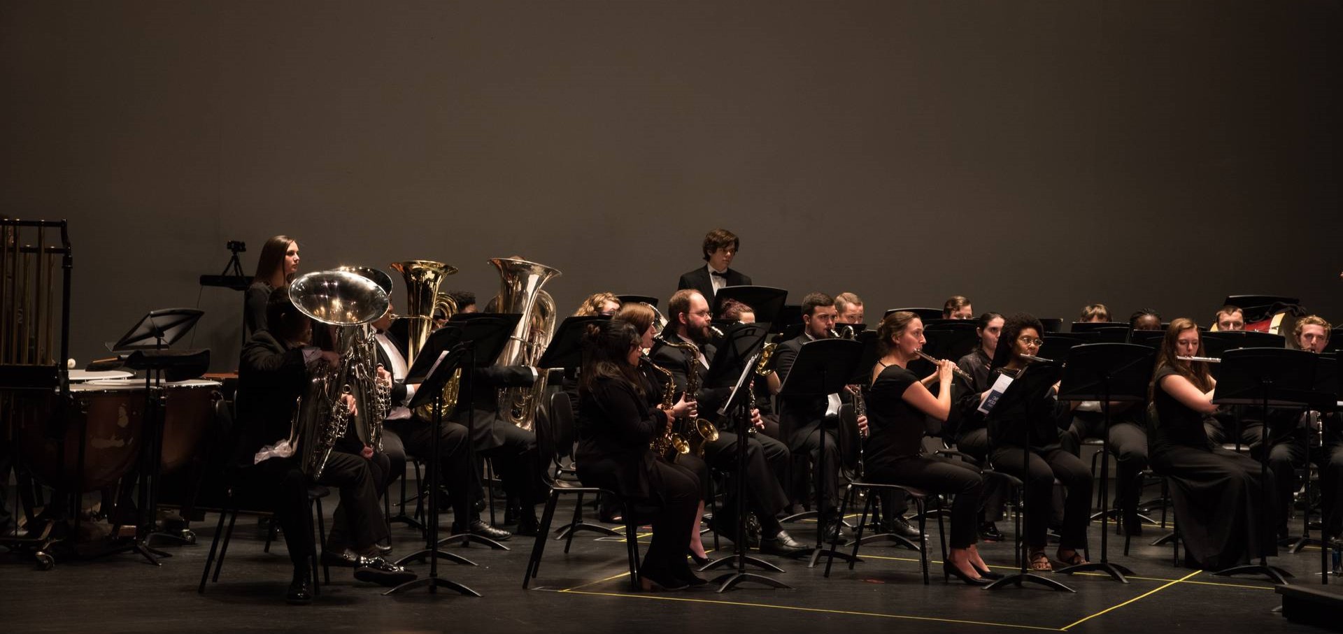 Music Banner Image - Band playing