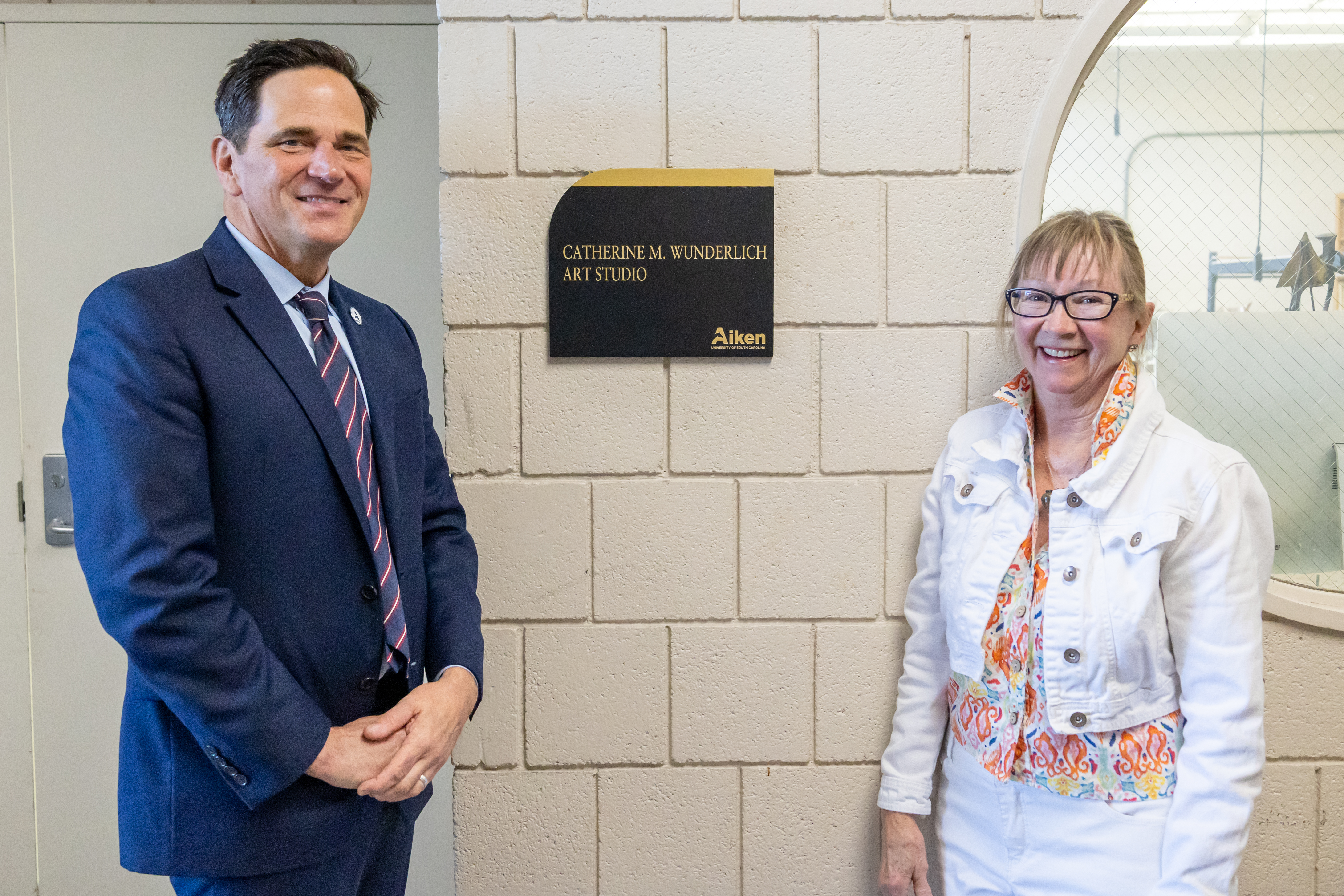 Catherine Wunderlich, a passionate supporter of the arts, made a generous $25,000 donation to the USCA's art department.